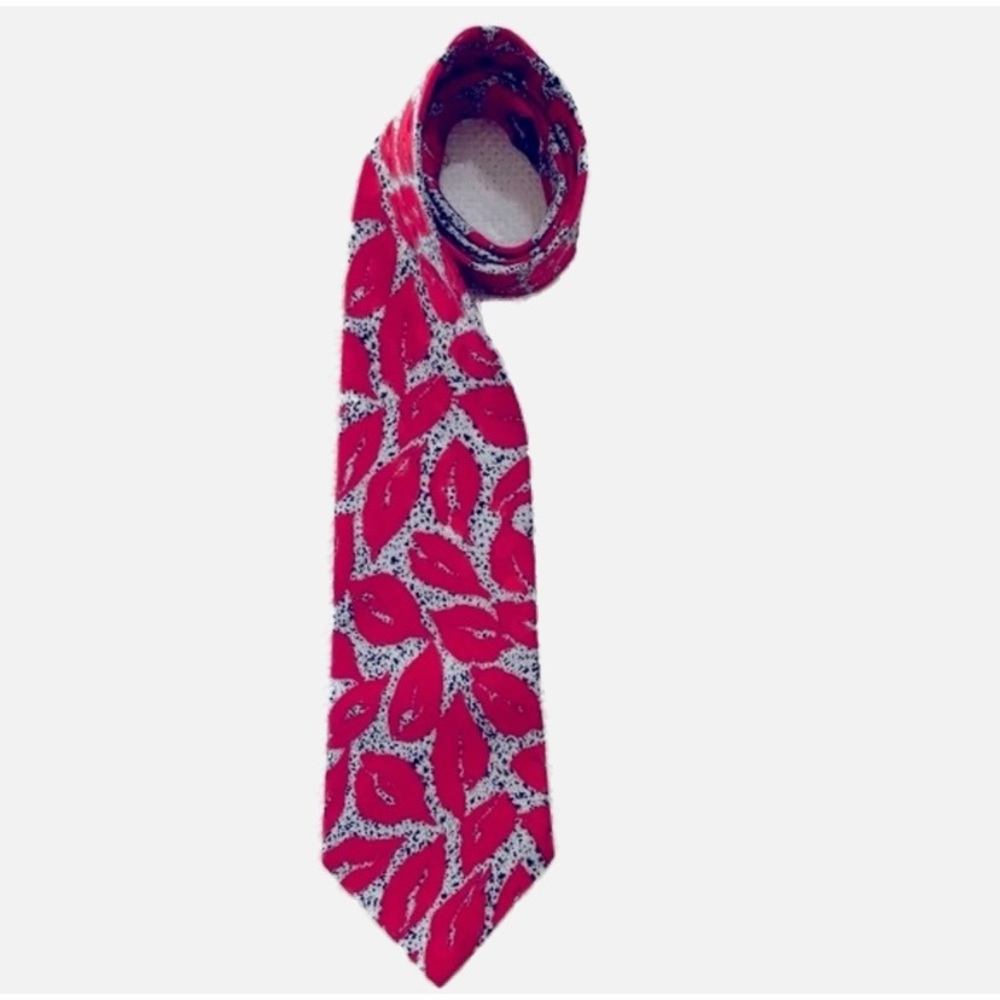 ❤️❤️ Hot Lips, Vintage Cornell, Italian made, Tie